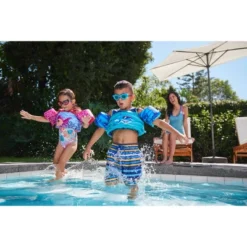 Speedo Girls' Splash Jammer Life Jacket Vest - Berry Beta -Water Sports Equipment GUEST 7288bdc5 401e 4cba be2a fadf60d181c0